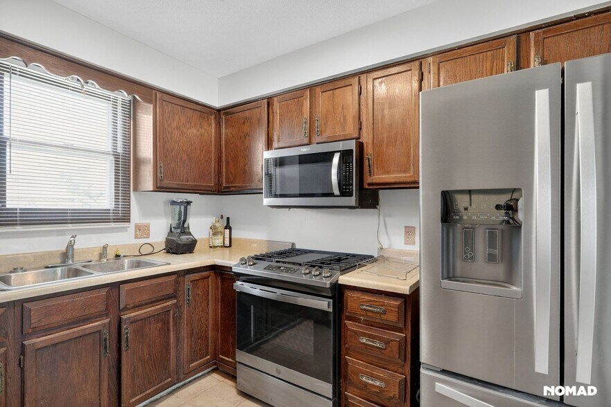 Building Photo - 4325 Leighton Ln
