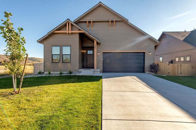 Building Photo - 253 Bald Eagle Dr
