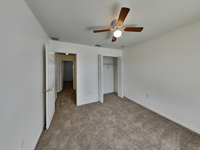 Building Photo - 1406 Orlando Pl
