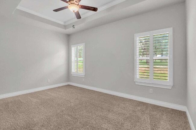 Building Photo - "Charming 4-Bed Oasis with Granite Touches & Cozy Fireplace in Floresville!"