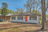 Building Photo - 1746 Hadlock St SW