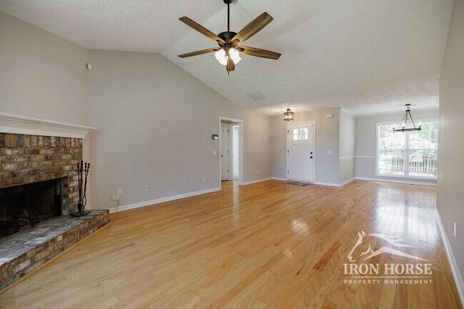 Building Photo - 501 Spratlin Dr