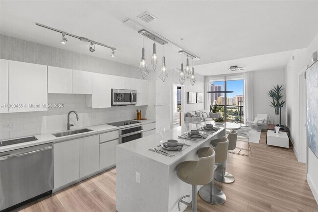 Building Photo - 101 Diplomat Pkwy