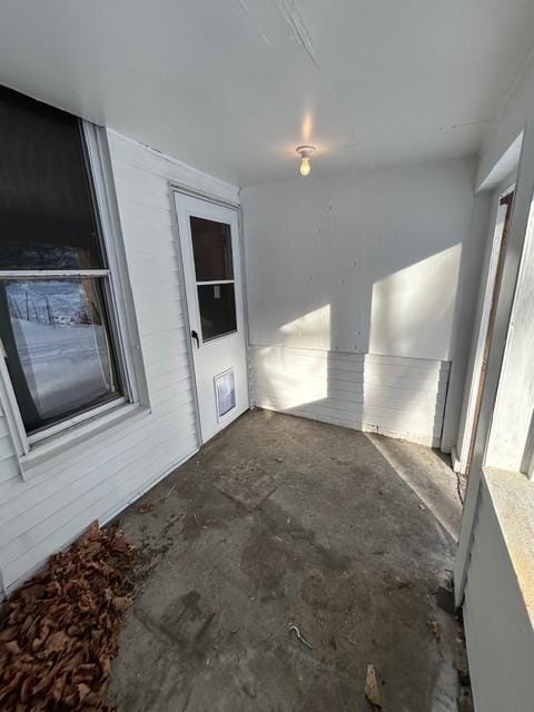 Building Photo - 719 Crescent Ave