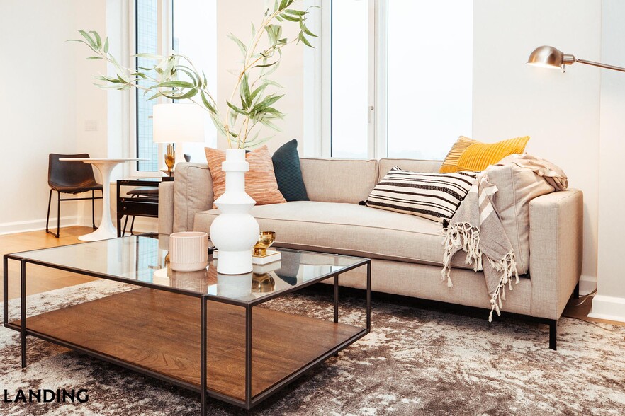 Building Photo - 70 I St SE