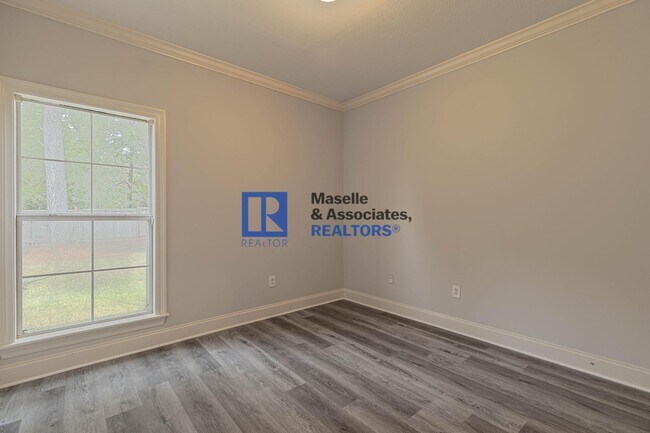 Building Photo - 3 Bed/2 Bath Home in Madison in Devlin Spr...