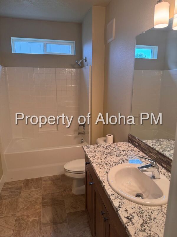 Building Photo - 3590 E Grand Forest Dr