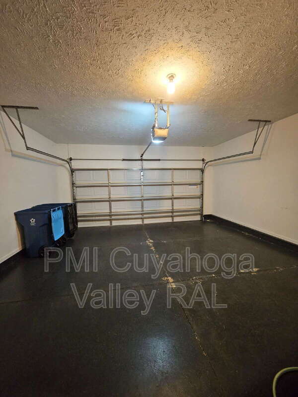 Building Photo - 4046 Gardiner Run