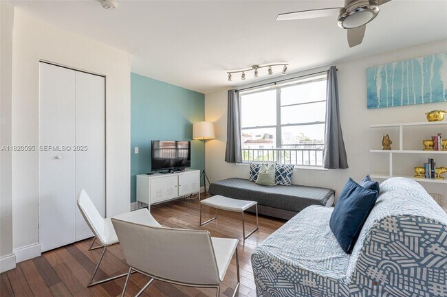 Building Photo - 420 15th St