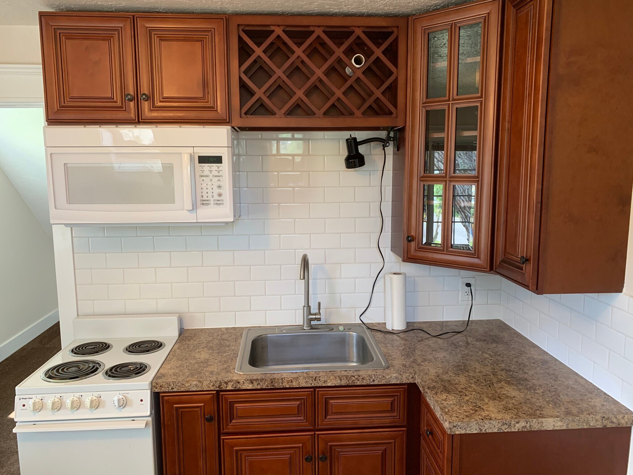 Kitchen - 647 N Morton St
