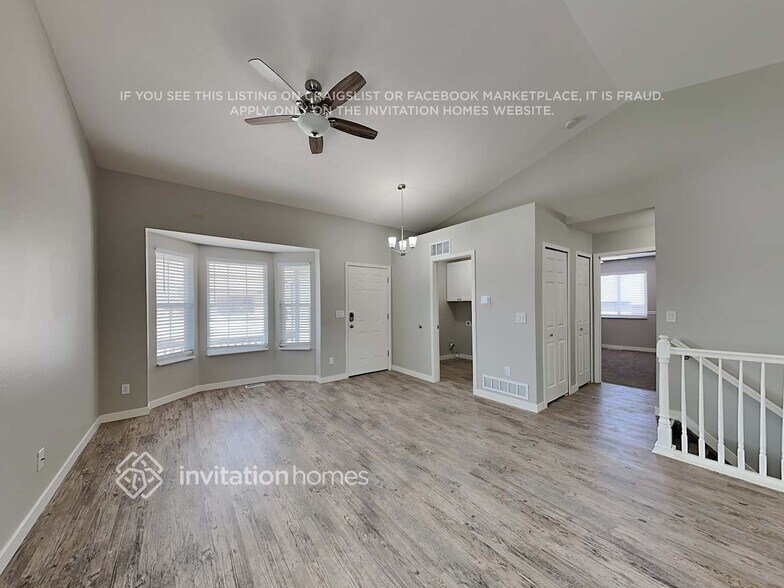 Building Photo - 4813 Neon Way