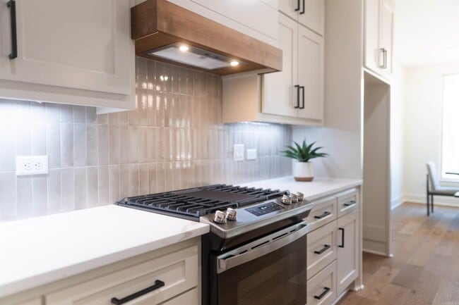 Building Photo - 141 Ridgeview Trl