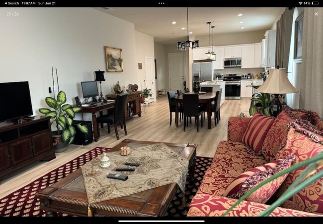 Building Photo - 5609 Enrique Ct