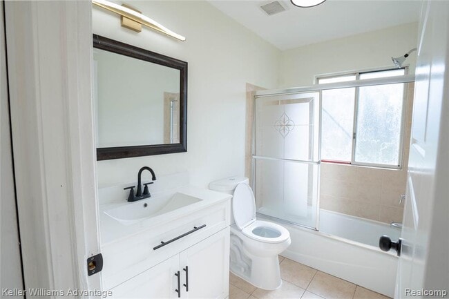 Building Photo - 31776 Arenac Ct
