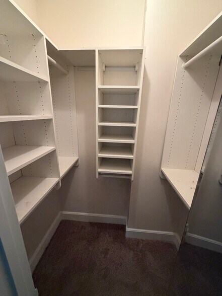 Building Photo - 105 Wynfield Ct