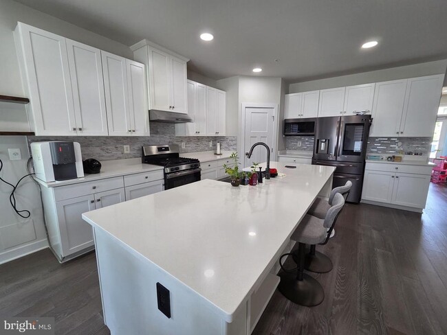 Building Photo - 7550 Mint Springs Ct