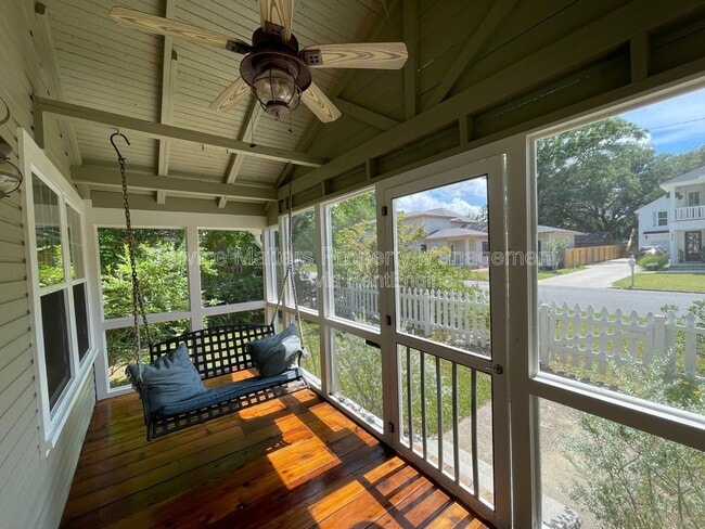 Building Photo - 2318 N 17th Ave