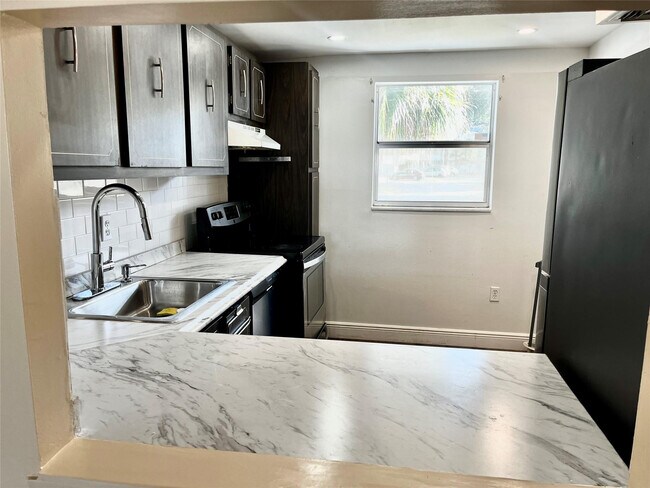 Building Photo - 8351 Sands Point Blvd