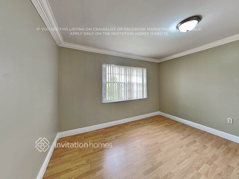 Building Photo - 18925 NW 78th Ct