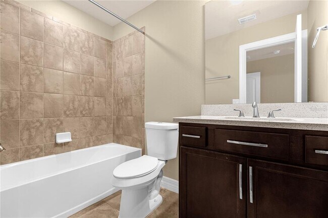 Building Photo - 2819 Matera Dr