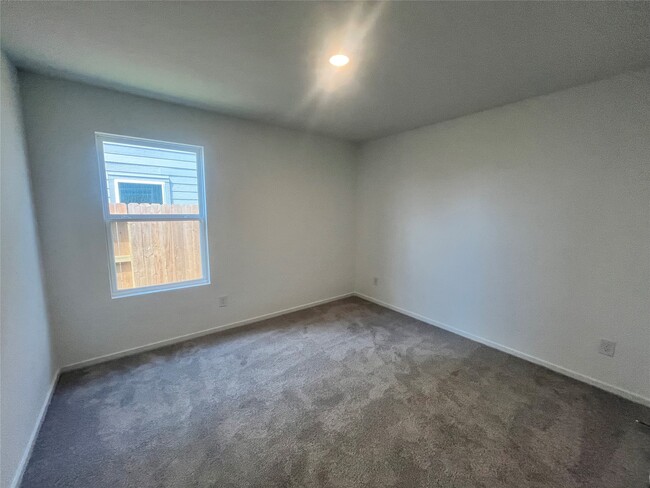 Building Photo - 1727 W Stroker Rd