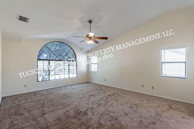 Building Photo - 12490 N Copper Queen Way