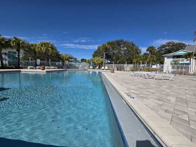 Building Photo - 455 US-19 ALT