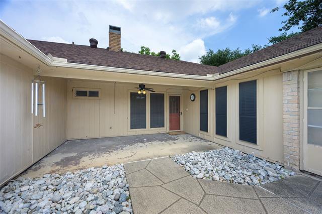 Building Photo - 900 E Berkeley Dr