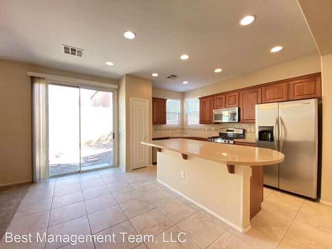 Building Photo - 3 br, 2 bath House - 9118 Wine Cellar - Wi...
