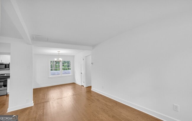 Building Photo - 5506 Alder Dr