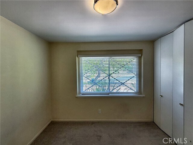 Building Photo - 28845 Briarhurst Dr