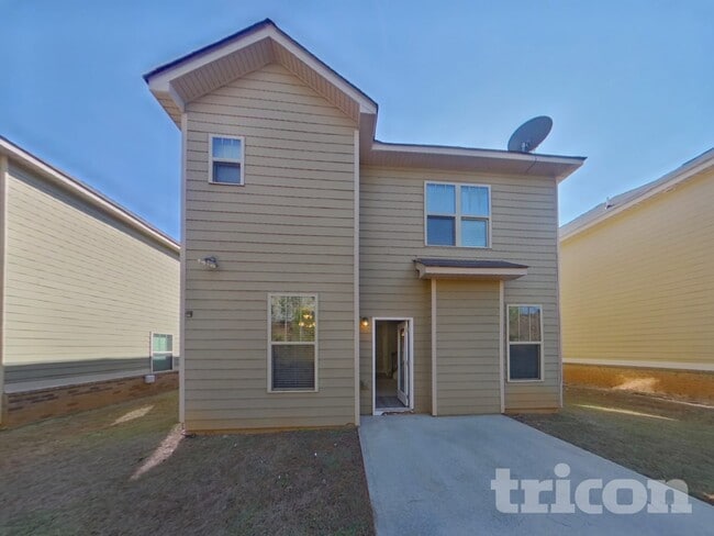 Building Photo - 500 Kirkland Dr