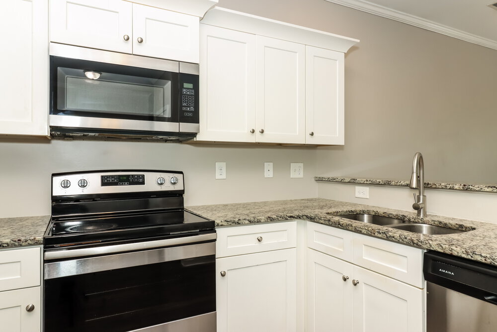 Building Photo - 737 Fieldcrest Dr