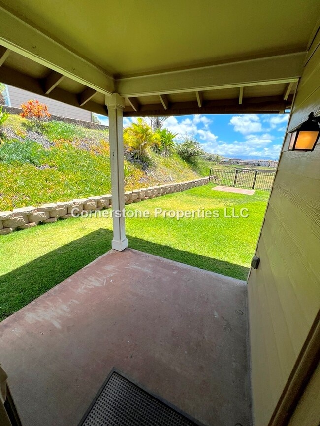 Building Photo - 92-637-637 Welo St