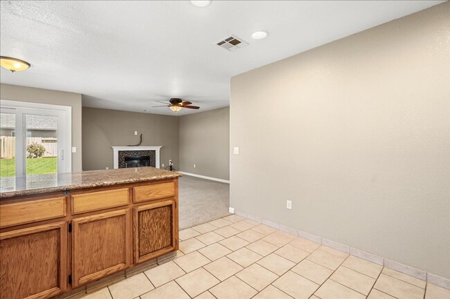 Building Photo - 1002 Bay Terrace Dr