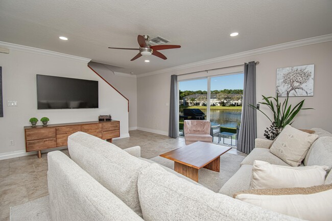 Building Photo - 16081 Sierra Palms Dr