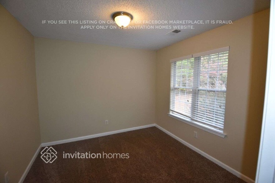 Building Photo - 81 Victorian Cir