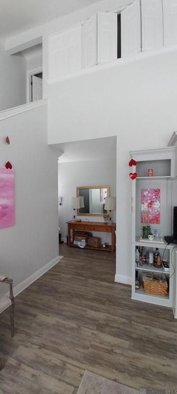 Building Photo - 710 E Boyd Dr