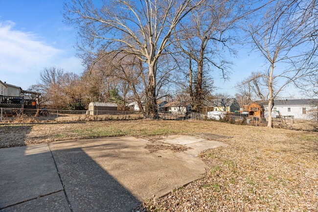 Building Photo - 161 Anistasia Dr