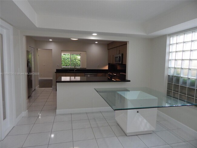 Building Photo - 11530 SW 92nd St
