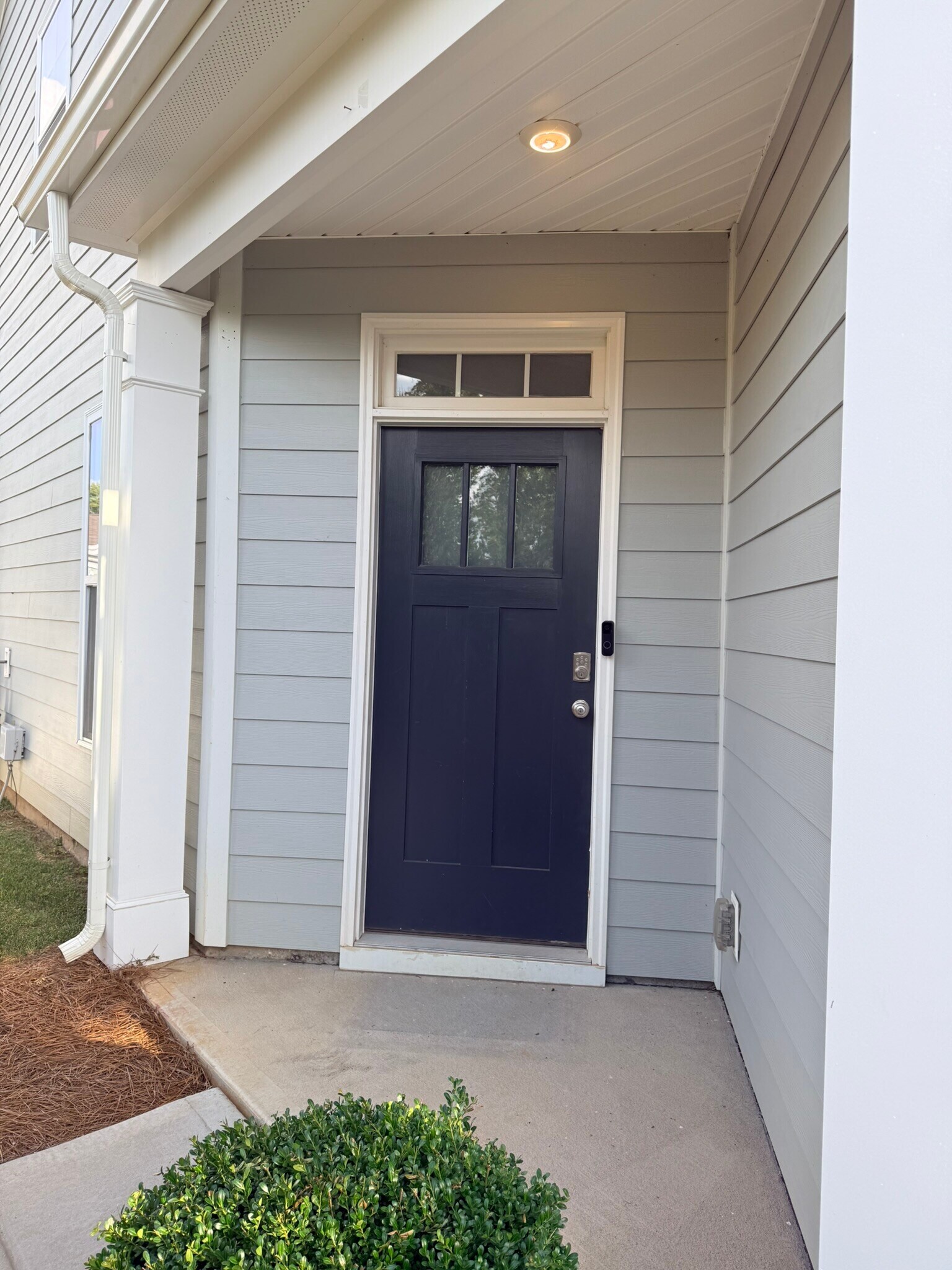 Building Photo - 726 Little Bluestem Dr