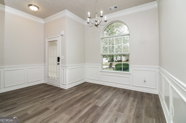 Building Photo - 90 Westfield Way