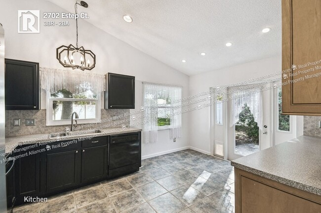 Building Photo - 2702 Estep Ct