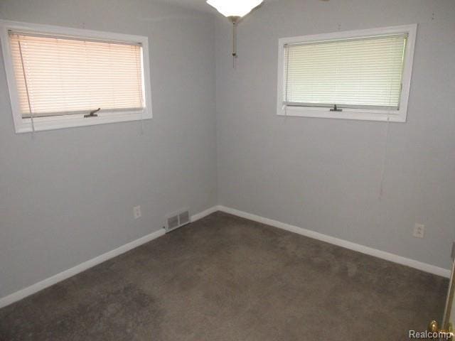 Building Photo - 322 Catalpa Dr