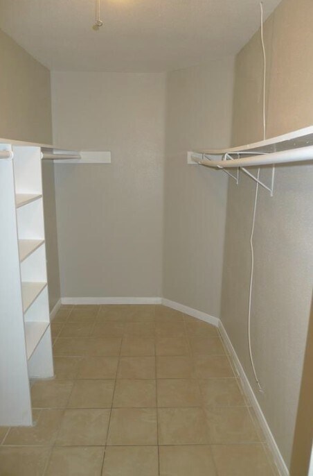 Building Photo - 7015 Caladero Dr