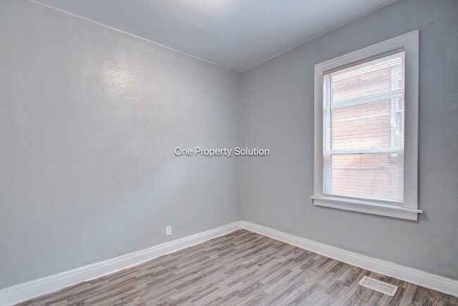 Building Photo - 1176 Fillmore St
