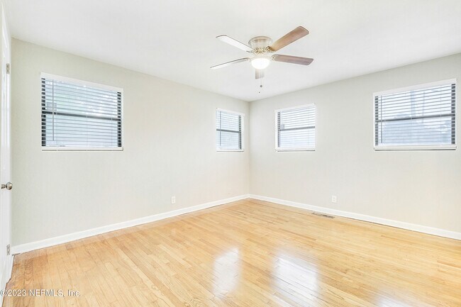 Building Photo - 2938 Charme Ct
