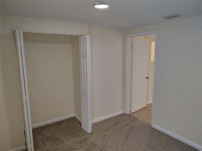 Building Photo - 2219 21st Ave S