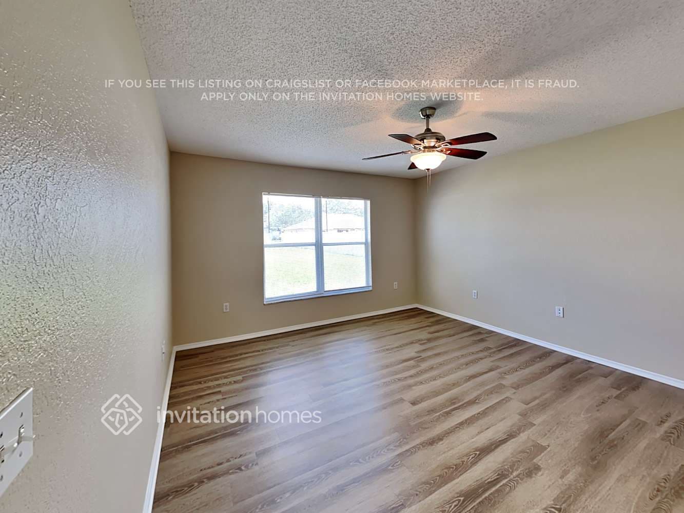 Building Photo - 5262 Miriam Dr