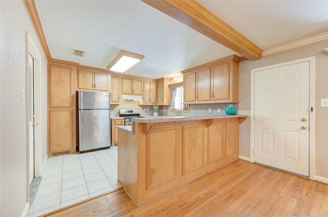 Building Photo - 4306 Spellman Rd